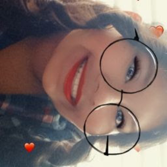 Meet your Posher, Maia - Picture 1 of 1